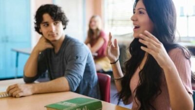ayudas para estudiantes universitarios de bajos recursos