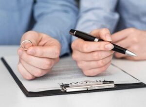que pasa si me divorcio antes de la residencia permanente